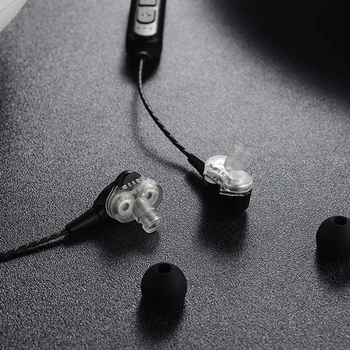 

In-ear Earphone Phone Line Control Bluetooth Microphone Wireless Headset TF Card Slot