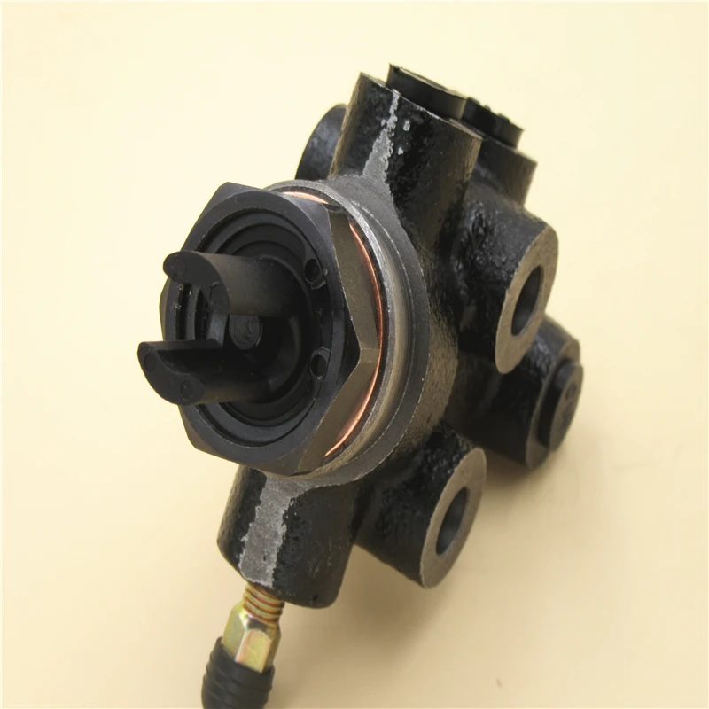 Applicable to the 1980-2005 Toyota Pickup Land Cruiser Sea Lion 2.4L 3.0L 3.4L proportioning valve 47910-26040