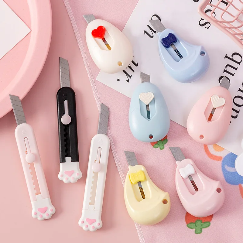 Yisuremia-Mini cuchillo de bolsillo con Gato, Kawaii, utilidad artística, caja Express, cortador de papel, envoltura artesanal, papelería de oficina