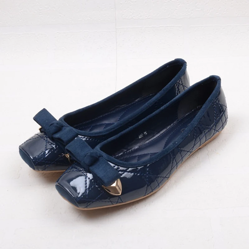 Japanned Leather flats women solid sewing ballerina plus size35-41