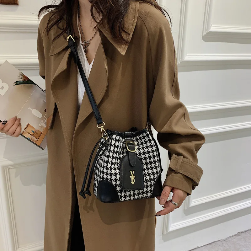 Women's Bag New Thousand Bird Lattice Bucket Bag Woolen Foreign Style Contrast Color Single Shoulder Messenger