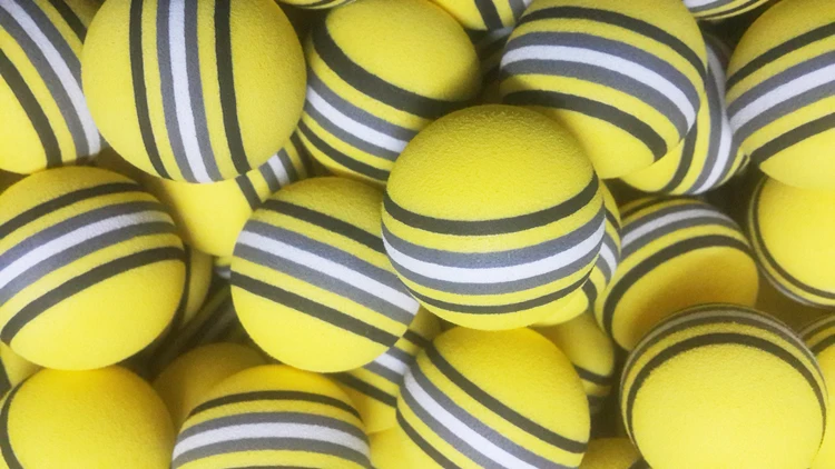 50 шт./Сако EVA Espuma Bolas de Golfe Горячая новинка желтый/красный/синий Радужный Esponja Treinamento bola de pratica de golfe Indoor ajuda