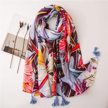 

Yi Amoy Cotton Scarf Flower Bird Printed Travel Beach Towel Tassels Sun-resistant Gauze Kerchief Silk Scarves Shawl Women's