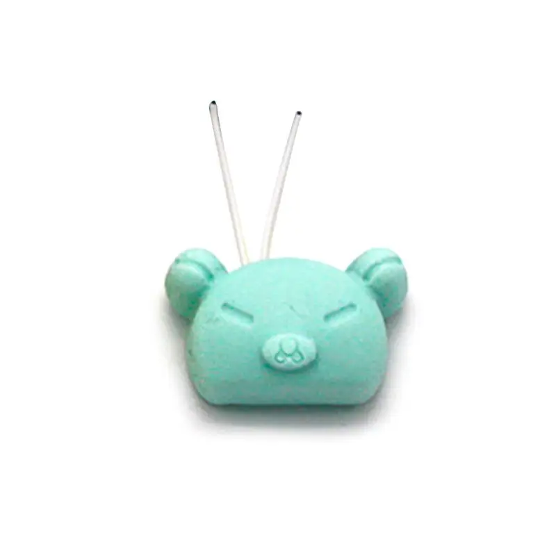 

Calcium Stone Small Pets Teeth Grinding Toys Pig Shape With Wire Hanging Cage Chew Oral Care Supplies For Hamster Squirrel