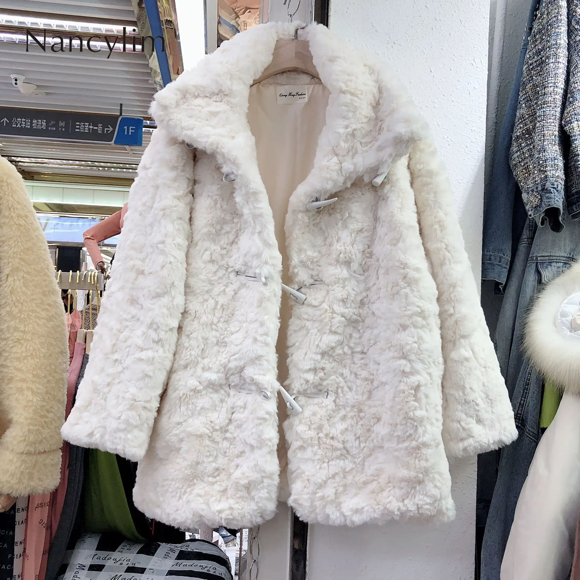 

New Soft Fur Coat Women Korean Style Long Lamb Fur Coat for Winter Wear Women's Thicker High Imitation Rabbit Fur Coat Padded