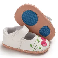Baby Girl Shoes Newborn Toddler Boy Soft Handmade Rubber Sole Embroidered Flower Infant First Walkers Princess Baby Crib Shoes 1