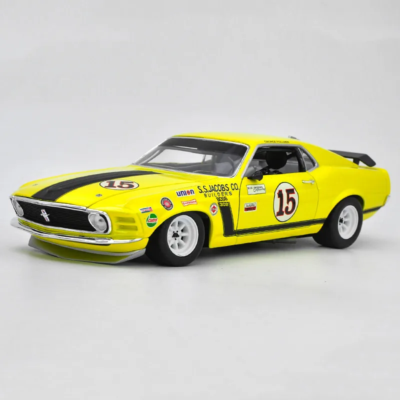 

High quality 1:18 Ford Mustang BOSS 302 1969 alloy model,simulated die cast metal collection and gift muscle car,free shipping