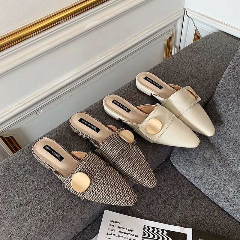 

2020 Designers Mules Shoes Summer Women Outside Pointed Toe Slipper Fashion Metal Plaid Flats Woman Leather Slip On Slippers