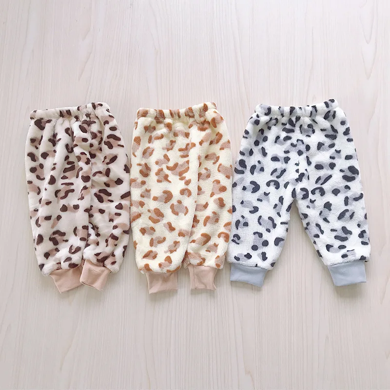 

Autumn And Winter Children Trousers Sub-plus Velvet Flannel Dotted Infant Warm Outer Wear Trousers Men And Women Crawler