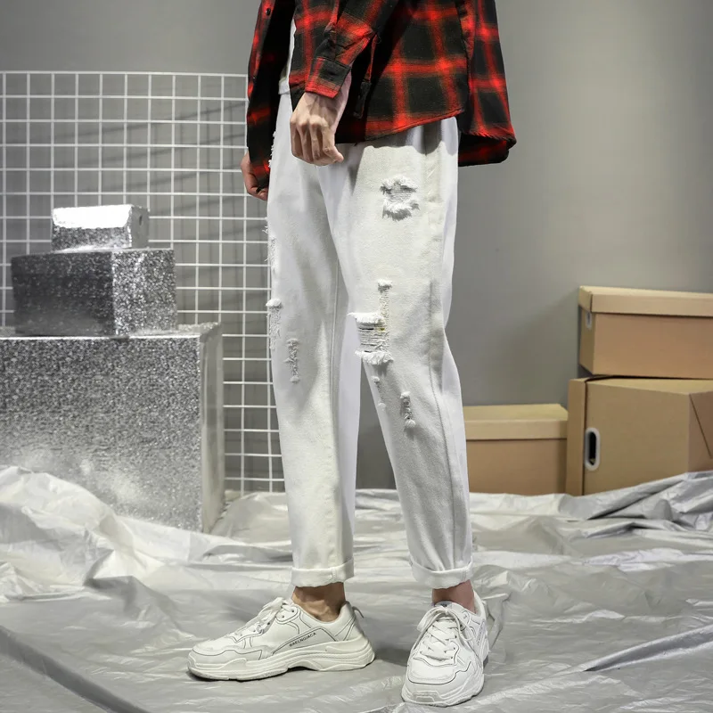 

The new spring and summer 2020 men torn han edition men's cultivate morality small straight jeans wear long pants