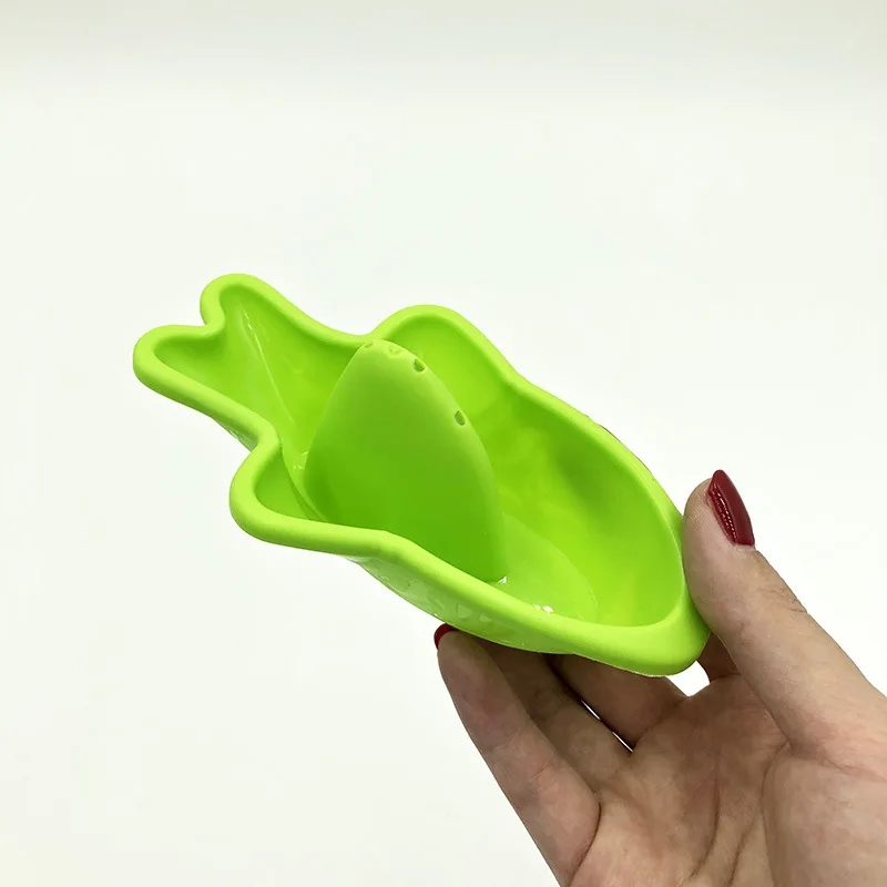 Children baby bathing bathing water shark boat toy marine small water boat 4