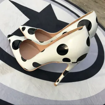 

2020 new black and white polka dot color matching pointed high heels polka dot 12cm stiletto pump large size single shoes
