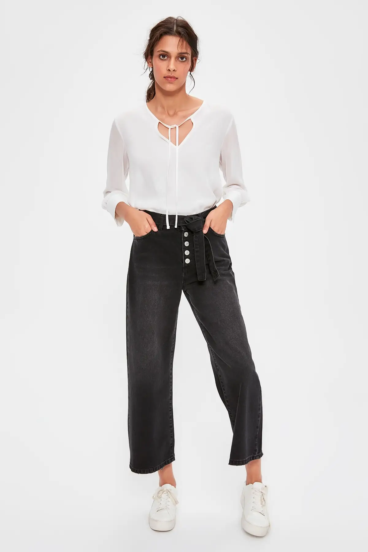 

Trendyol Black Lacing Detailed Front Button High Waist Wide Leg Jeans 20JE0181