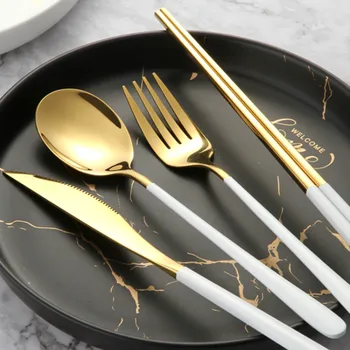 

Golden Stainless Tableware 4pcs Western Restaurant Cutlery Set Knife Spoon Fork Set Portable Cubiertos Dinnerware Kitchen DA60CJ