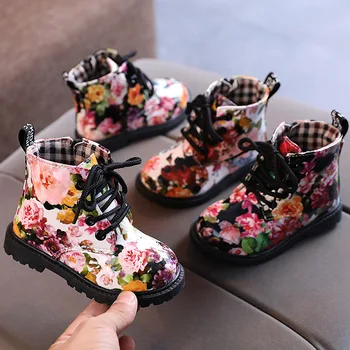 

Comfy Kids Shoes Floral Martin Boots for Girls Botas Elegant Flower Print PU Leather Shoes Child Rubber Soled Boots Brand Bottes