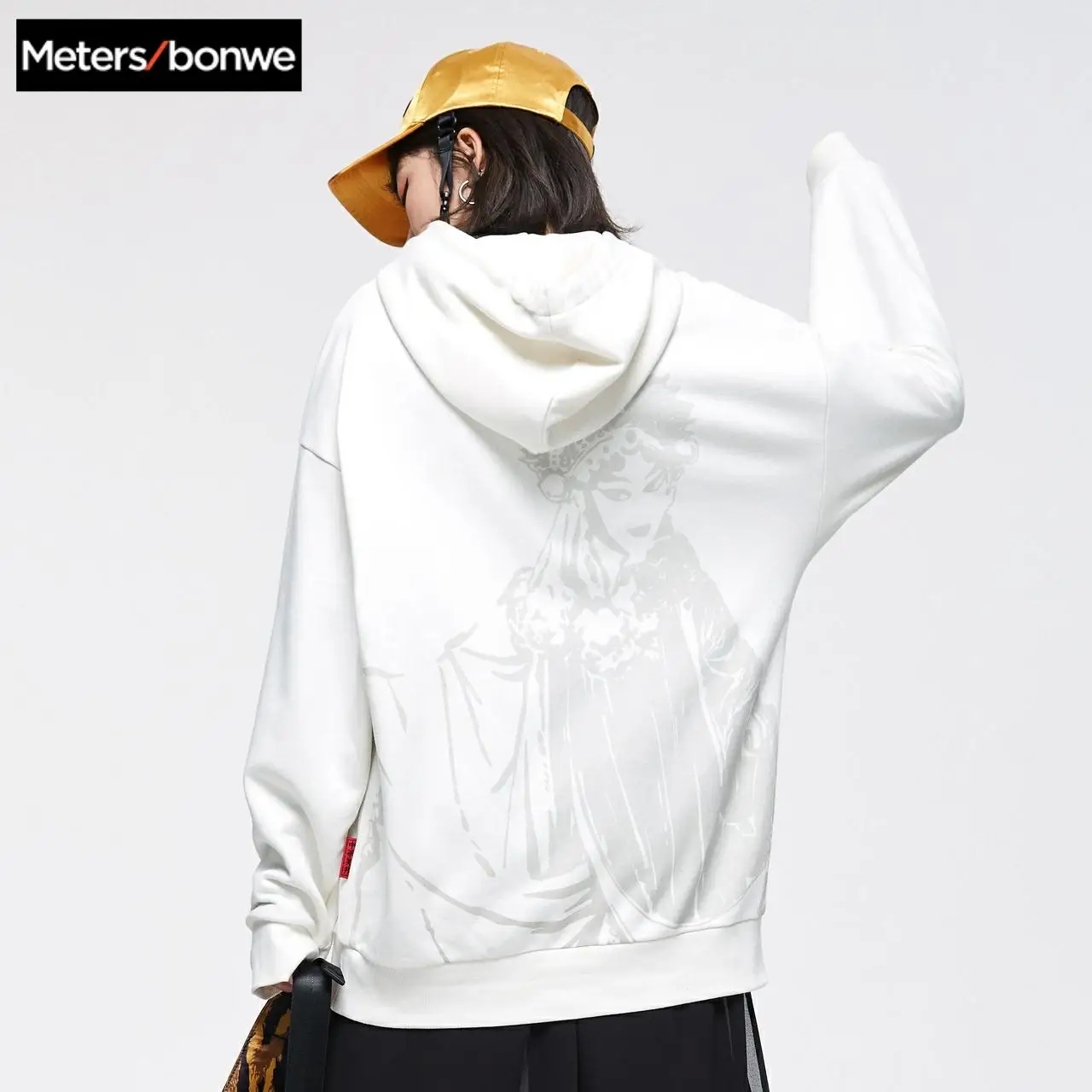 Metersbonwe Peking Opera Series Couple Hoodies 2020 Spring New Male Women printing Fashion Handsome street Hoodies 721215 Metersbonwe Peking Opera Series Couple Hoodies 2020 Spring New Male Women printing Fashion Handsome street Hoodies 721215