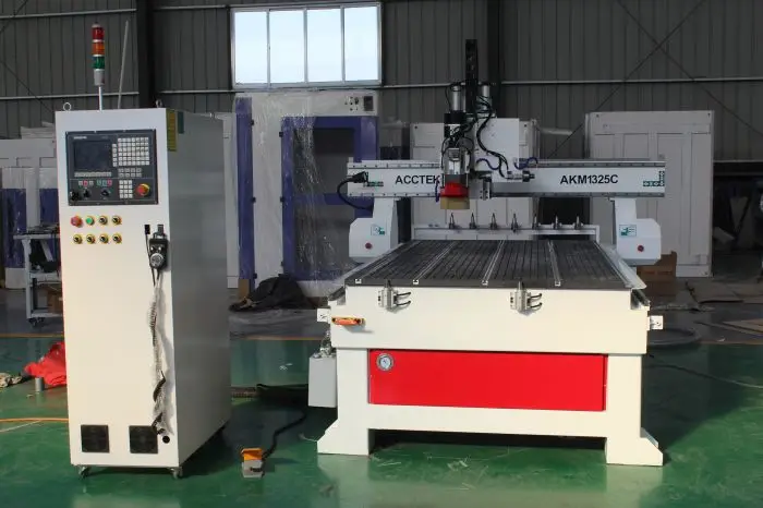 Atc cnc маршрутизатор AKM1325C2 автоматический инструмент cnc гравировальный станок для деревянной двери Jinan AccTek