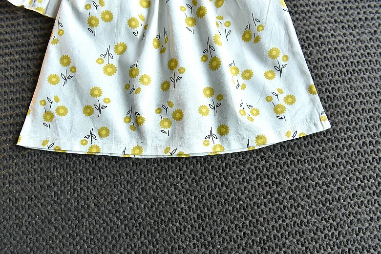 10714031881_302750443