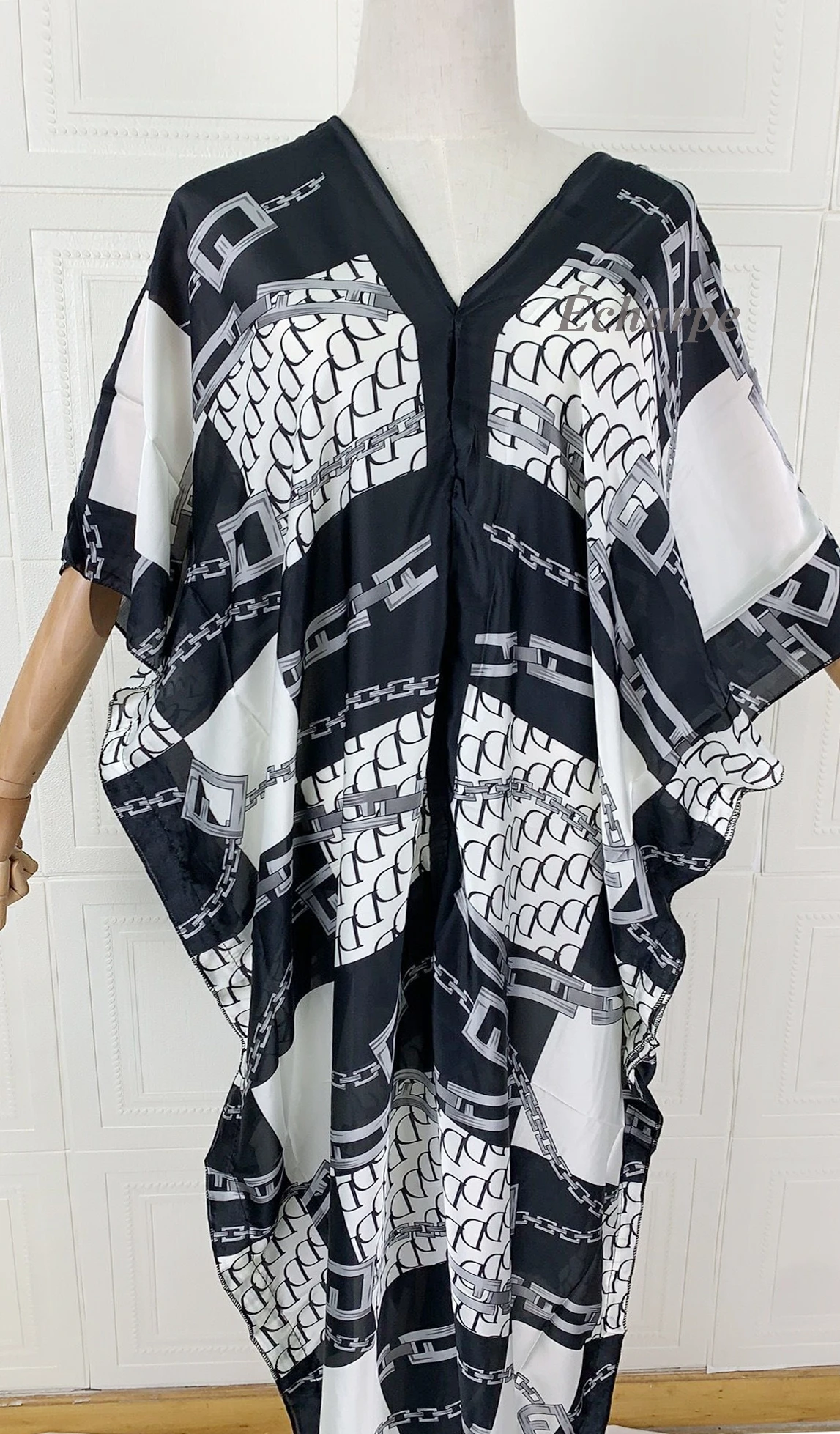 2022 New Style Fashion Oversize African Women Clothing Dubai Dashiki Abaya Free Size Print Design And Scarf Loose Long Dress 16 2022 New Style Fashion Oversize African Women Clothing Dubai Dashiki Abaya Free Size Print Design And Scarf Loose Long Dress