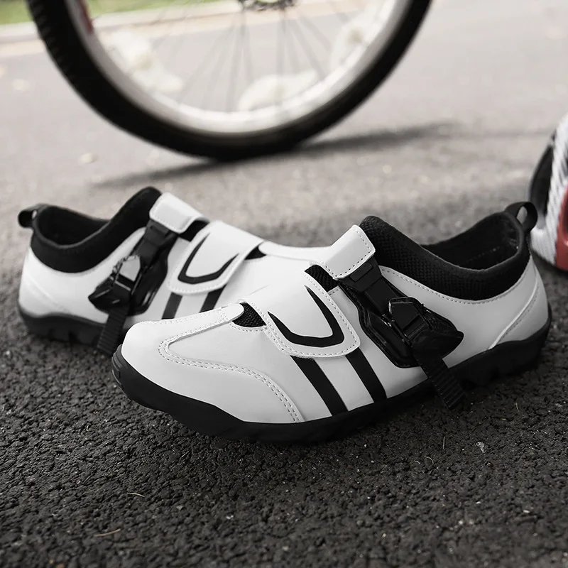 

New Style Couples Profession Lock-Free Power Cycling Shoe Lightweight Breathable Highway Climate Control in Case of Light-Induce