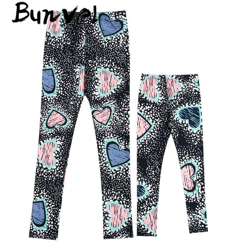 

bunvel mommy and me clothes Pants Heart Printing christmas pajamas Flower Printed Pants mommy and me clothes Outfits 4