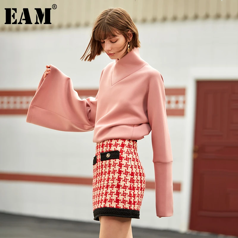 

[EAM] Loose Fit Asymmetrical Sweatshirt New High Collar Long Sleeve Women Big Size Fashion Tide Autumn Winter 2019 1D137