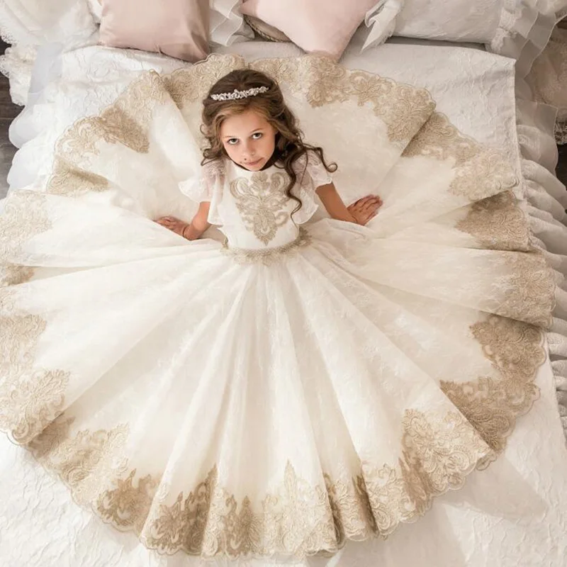 129 Luxurious Elegance Flower Girl Dresses Short Sleeves Lace Applique Dresses For Weddings First Communion pageant Dresses