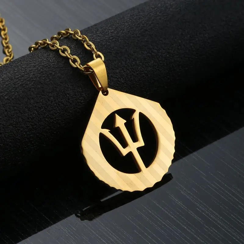 

Personality Stainless Steel Pendant Necklace Hollow Barbados Map Necklace for Men Women Gold Plated Necklace Hip Hop Jewelry