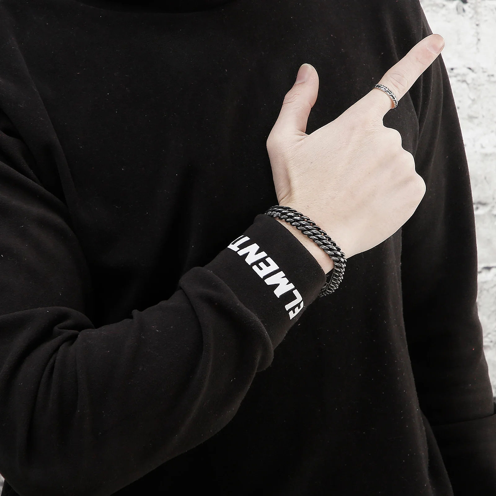 Fongten Men Steel Color Chain Series Darkness Jewelry Carving Shiny Simple Design Fashion Retro Punk Bracelet Handicraft Style