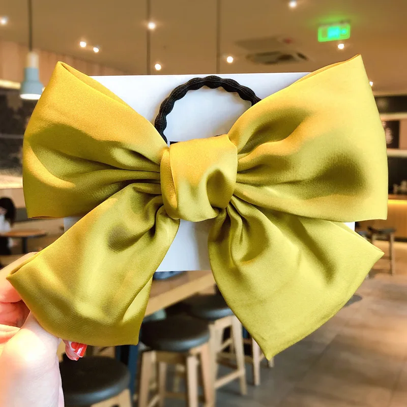 13110160065_249655965