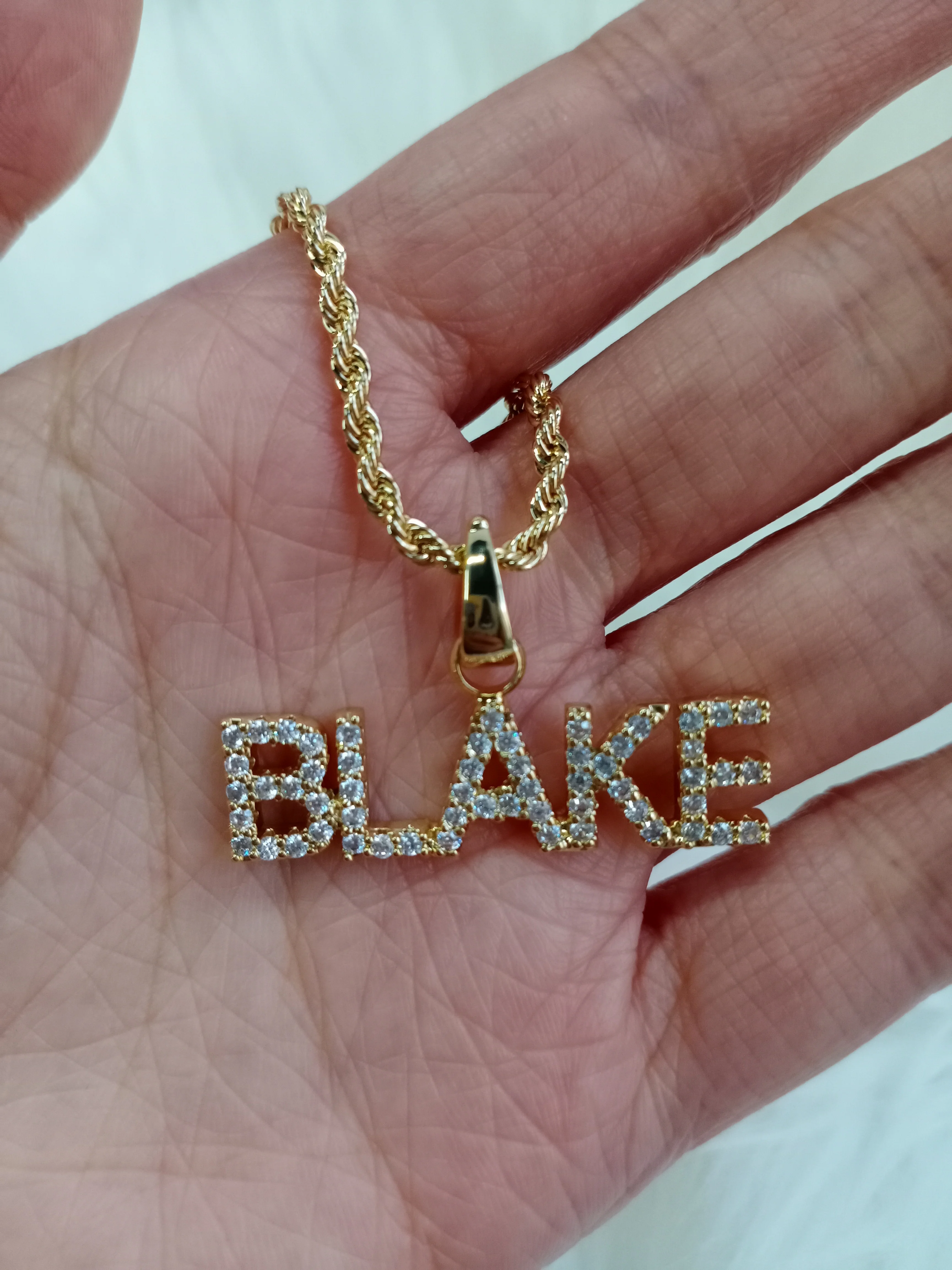 Lateefah Custom Crystal Pendant Necklace for Women Men Chain Zircon Necklaces Women Personalized Name Necklace Jewelry Gifts