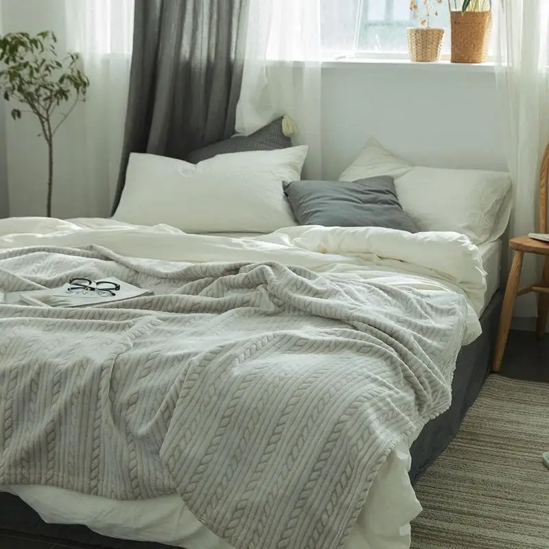 �� �� �β��� ǻ�� �÷� ���� ���, ������ ���� �ܿ� ħ�� �Ϻ� ��Ÿ�� ��� Ŀ��