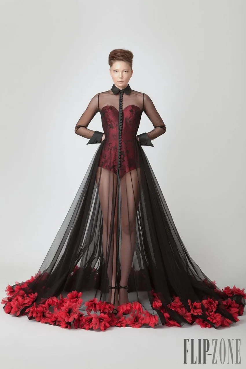 

See Through Sexy Black and Red evening dresses high collar buttons back formal prom dresses Saudi Arabia Design with red flowers