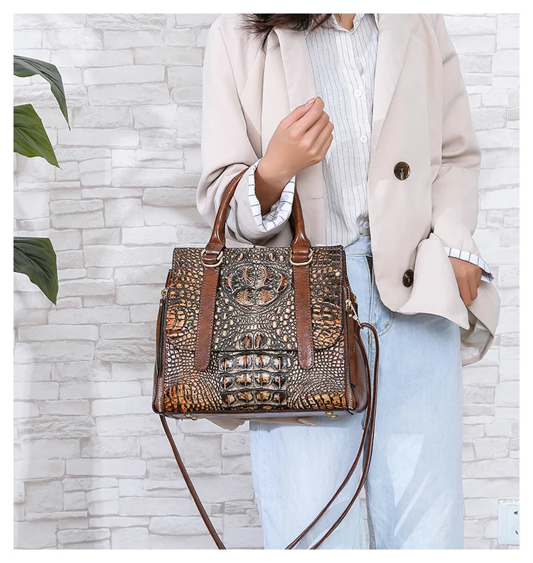 12474198645_377619387