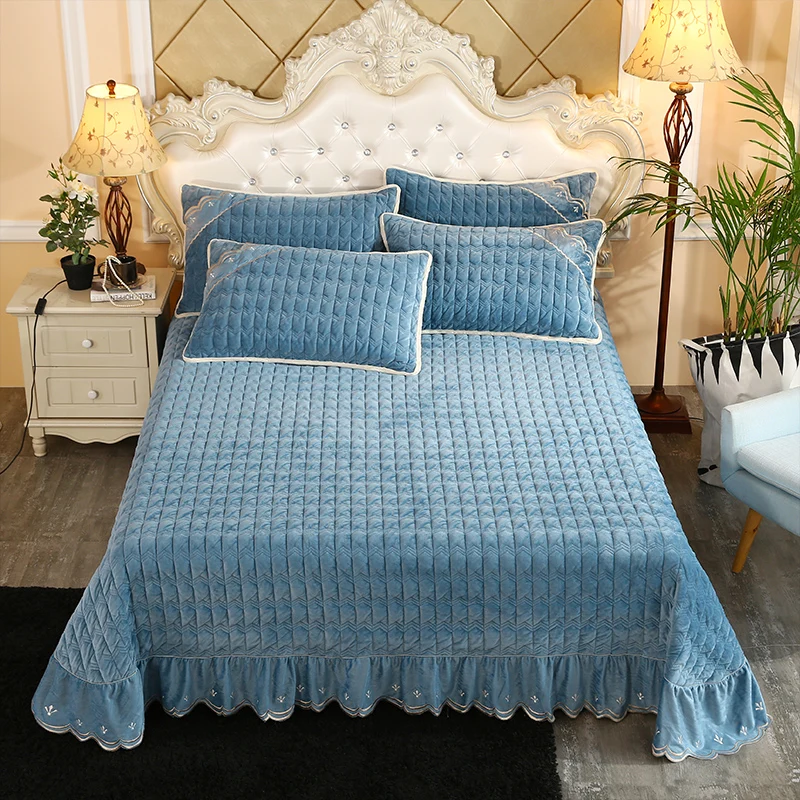 Super Soft Solid Quilted Bed Quilted Bedspread Bed Cover Winter style Warm Fleece Chic 250X250cm/250X270cm Bed spread Pillowcase