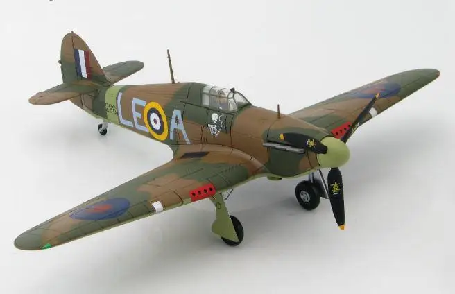 Hobby Master Hawker Hurricane Mk I Flying Officer W L McKnight No 242 Canadian Sqn RAF Coltishal 1/48 литая модель самолета