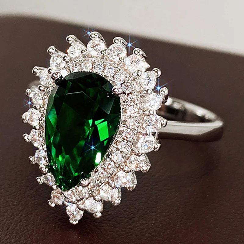 Finger Ring CAOSHI Luxury Women's Finger Rings for Party Bright Green Pear-shaped Crystal Noble Lady Vintage Style Accessories Gorgeous Gift