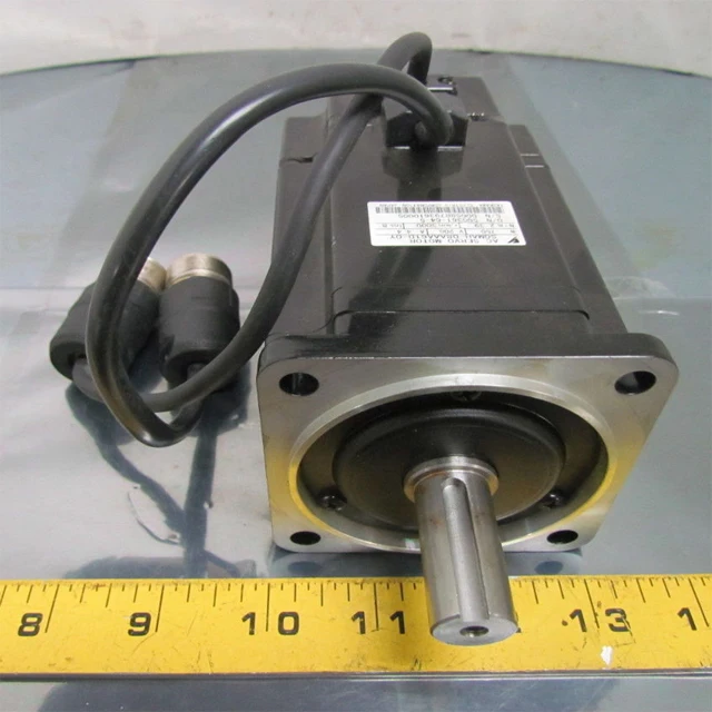 Servo motor R88M-K1K030C-S2 R88M-K1K020H-Z R88M-K1K020H-S2 OMRON