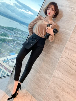 

Chain v-neck velvet coat + render splicing thin suits and pants dress 2020 new winter