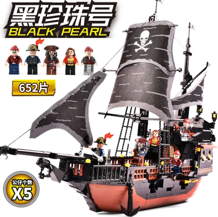 

652pcs Pirates Caribbean Black Pearl Ghost Ship large Models Building Blocks educational Boy Toys Birthday Christmas Gift