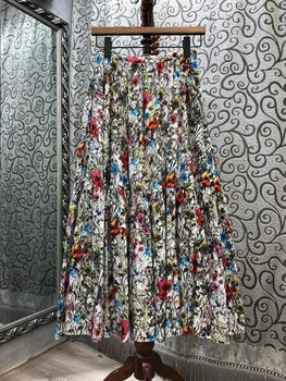 

Autumn and winter 2020 new women's elastic waist embroidered printed pattern color matching midi skirt 921