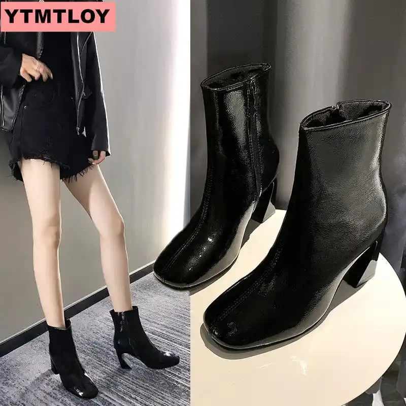 2019 novo inverno botas femininas moda selvagem botas curtas grosso com cabeça redonda preto sexy lado zíper botas de couro patente sapatos|Botas torn.| - AliExpress