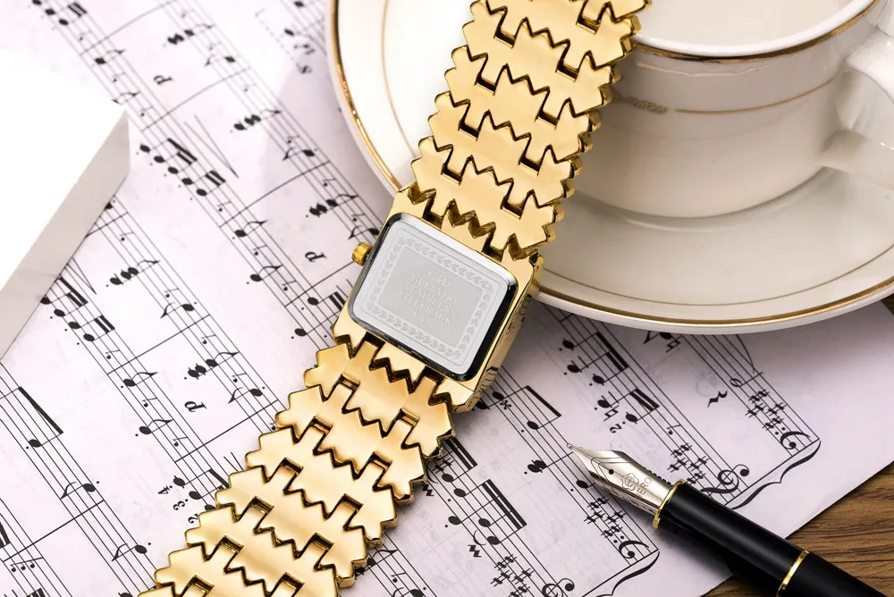 G& D женские кварцевые часы, модные шикарные повседневные женские часы, женские кварцевые золотые часы с кристаллами и бриллиантами, часы для женщин