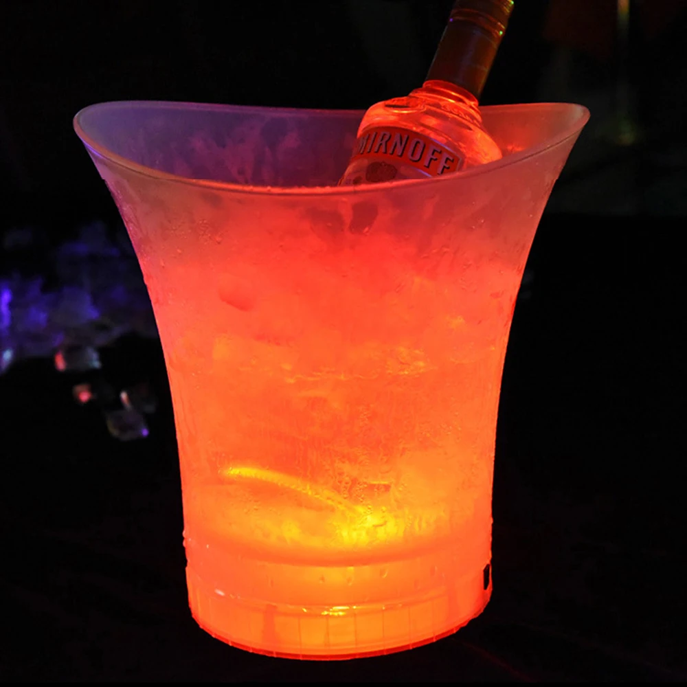 

New LED 5L Waterproof Plastic Ice Bucket 6 Color Bars Nightclubs LED Light Up Champagne Beer Bucket Bars Night Party Ice Bucket