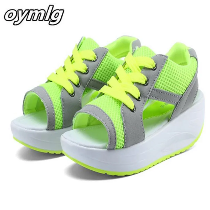 Сандалии s074 женские на плоской платформе босоножки танкетке дышащая модная