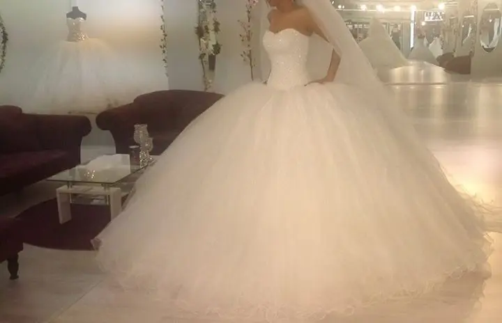 

Luxury Custom Made Sweetheart Strapless Beading Shining Lace Up Puffy Big Ball Gown Wedding Dress Vestido De Novia 2016