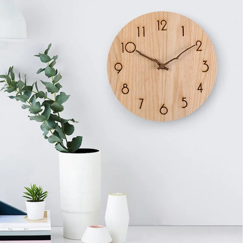 

Classical Quartz Clock Round Shape Walnut Wood Wall Clock Simple Style Hanging Clock For Living Room Decoration