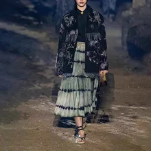 Модная Осенняя брендовая Новая модная Ретро окрашенная полосатая Асимметричная плиссированная юбка для женщин