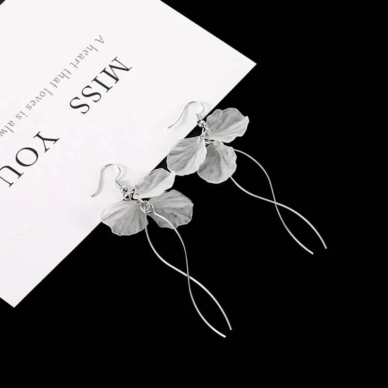 9413593517_1961276064