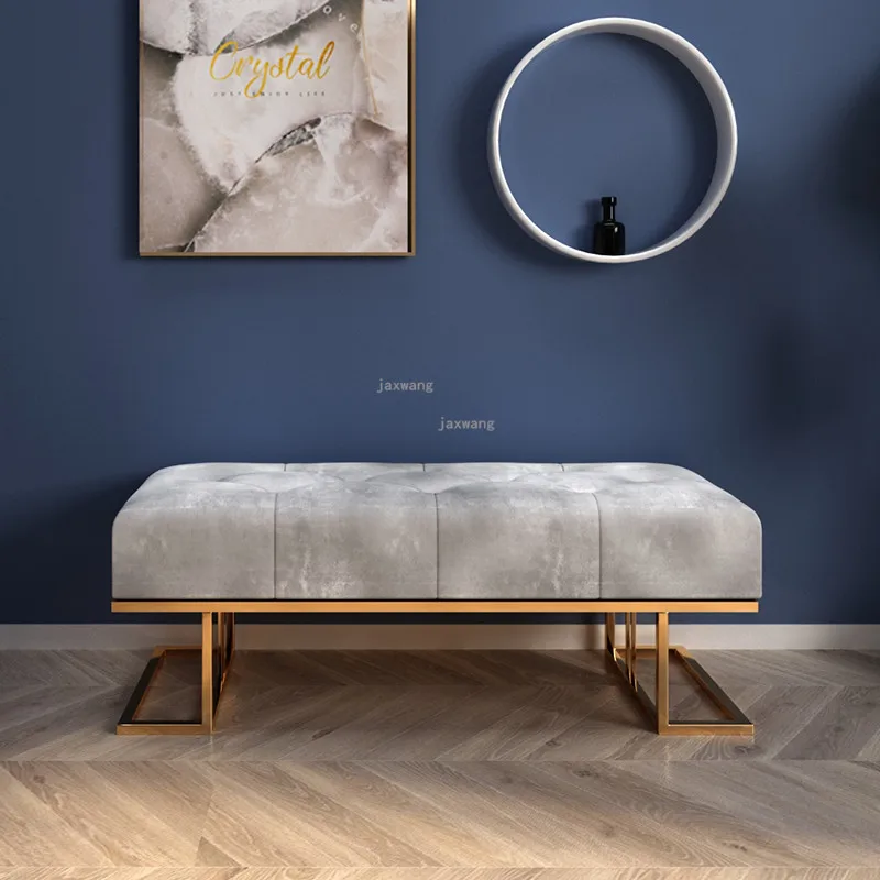 Light Luxury Modern Living Room Sofa Long Chair Fashion Living Room Furniture Nordic Home Door Change Your Shoes Sofa